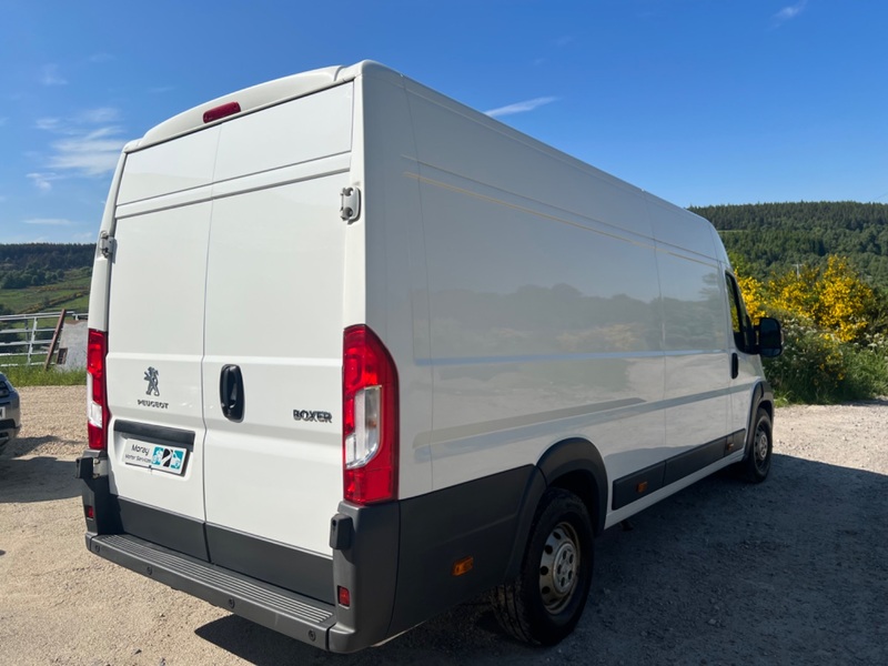 PEUGEOT BOXER