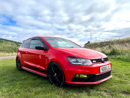 VOLKSWAGEN POLO GTI